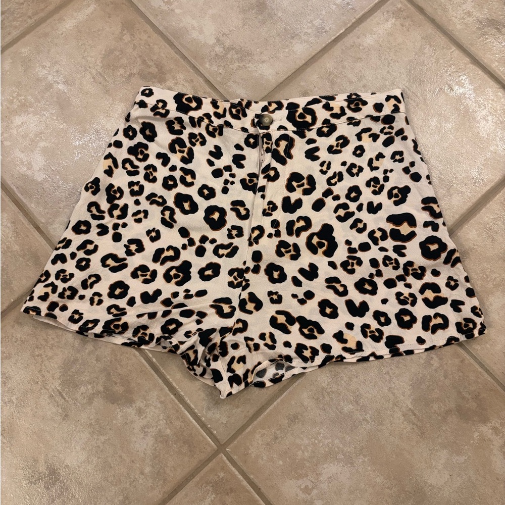 Vici High Waist Leopard Print Shorts